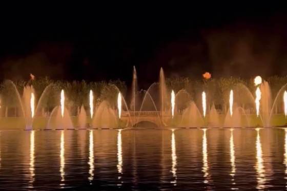 Spectacles_fontaines_et_flammes_villandry