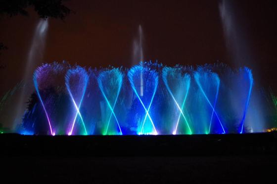 Spectacles_fontaines_lumineuses_bleu