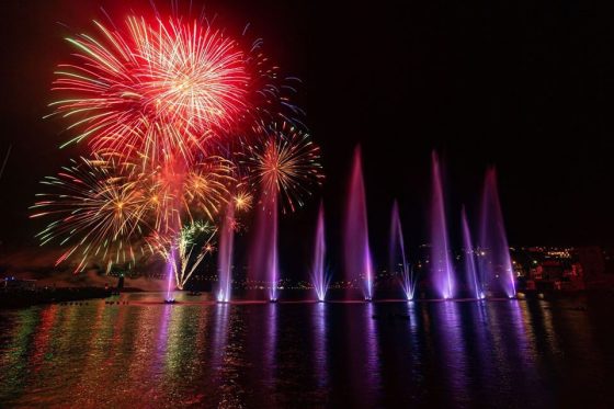 Palais_des_eaux_fontaines_feu_artifice