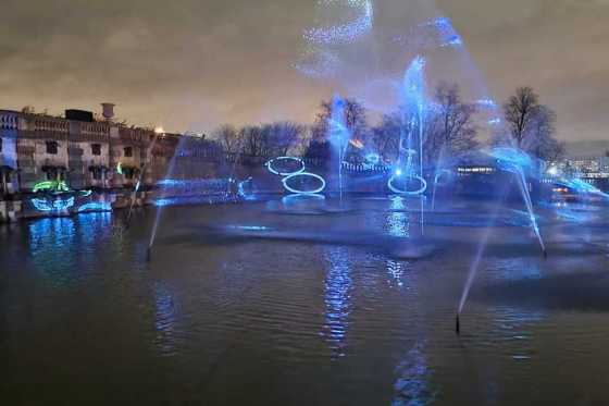 Spectacle_laser_holograme_fontaine