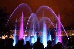 Spectacles_fontaines_dansantes_lumineuses_public