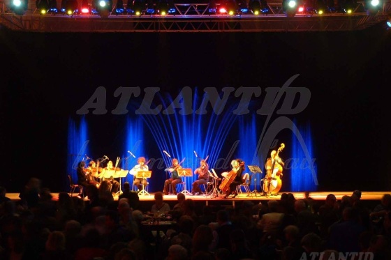Show_fontaine_bleu_spectacle_avec_orchestre-2