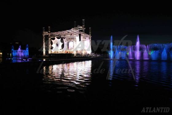 Spectacle_fontaine_show_avec_orchestre-2