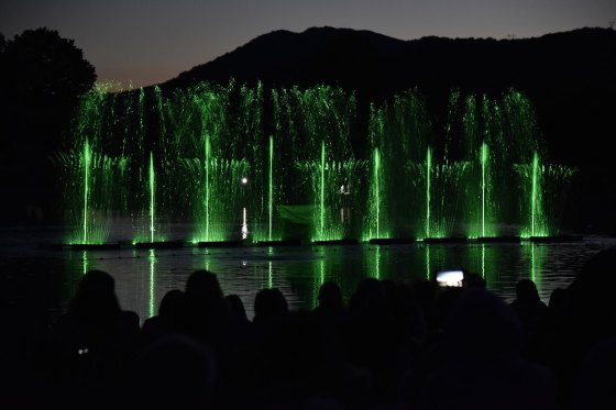 Show_ecologique_fontaines_vertes-2