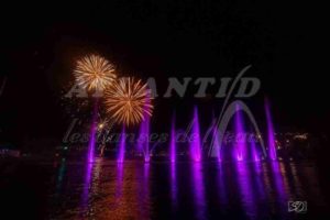 Atlantid - La belle Époque - Fountain show with purple water jets and fireworks